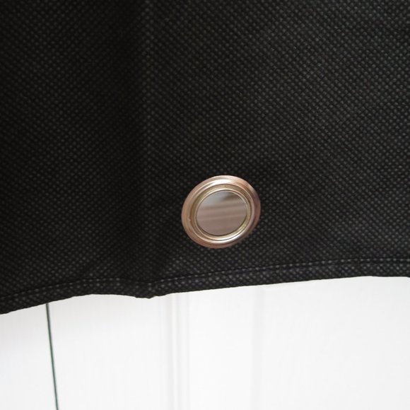 BREATHABLE BANANA REPUBLIC SUIT-GARMENT COVER - Picture 3 of 6